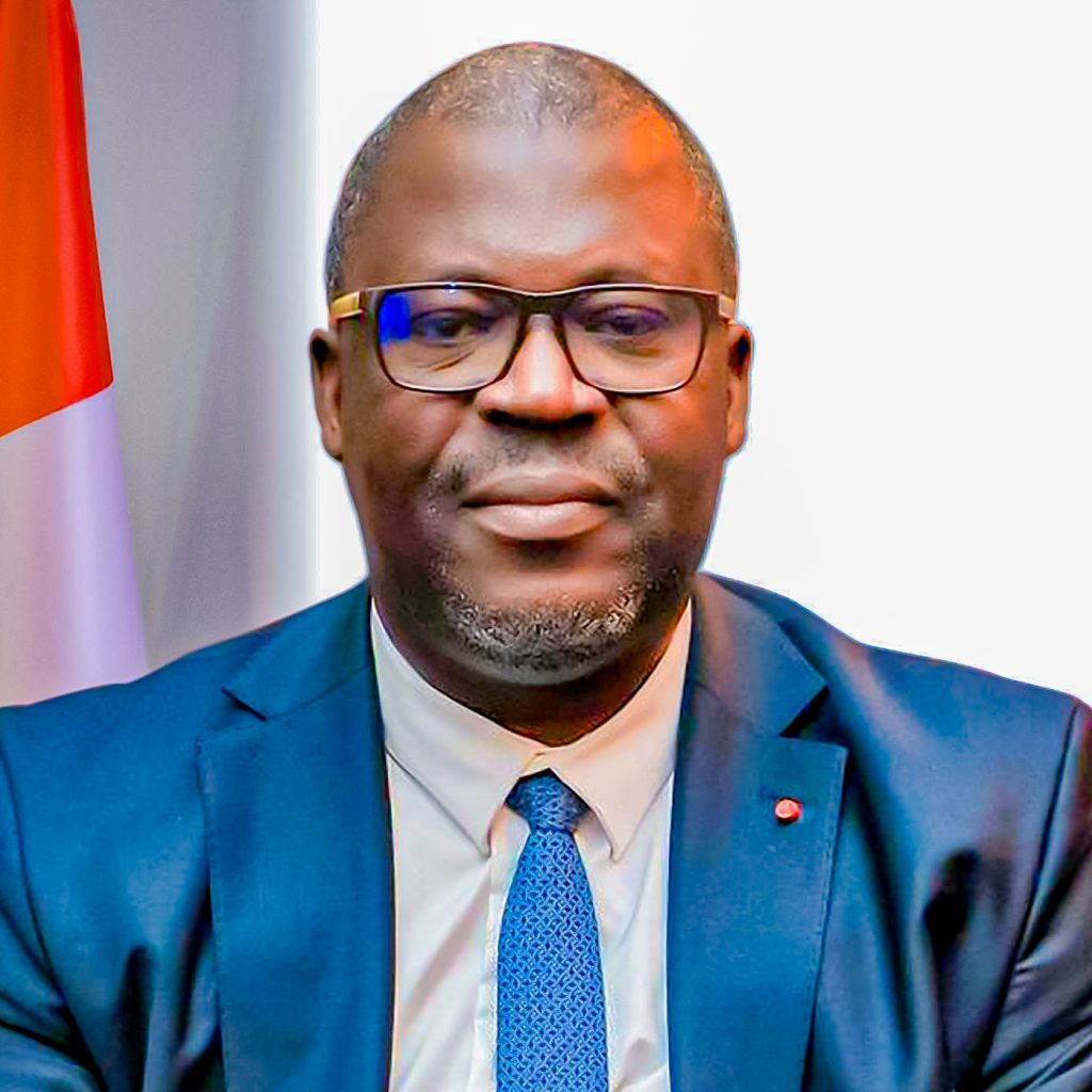 Directeur General de ESATIC