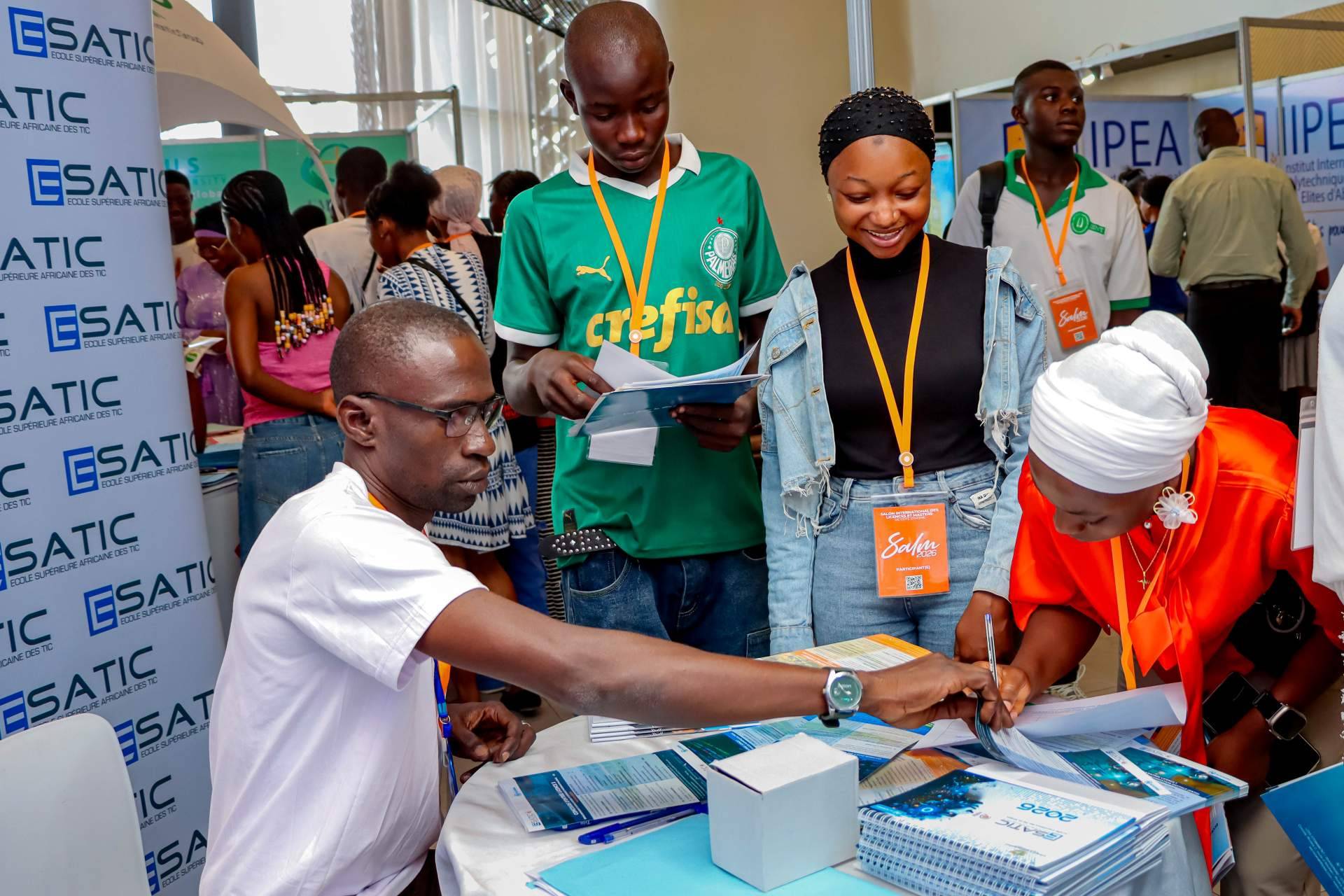 ESATIC 05 JDF École Supérieure Africaine des TIC